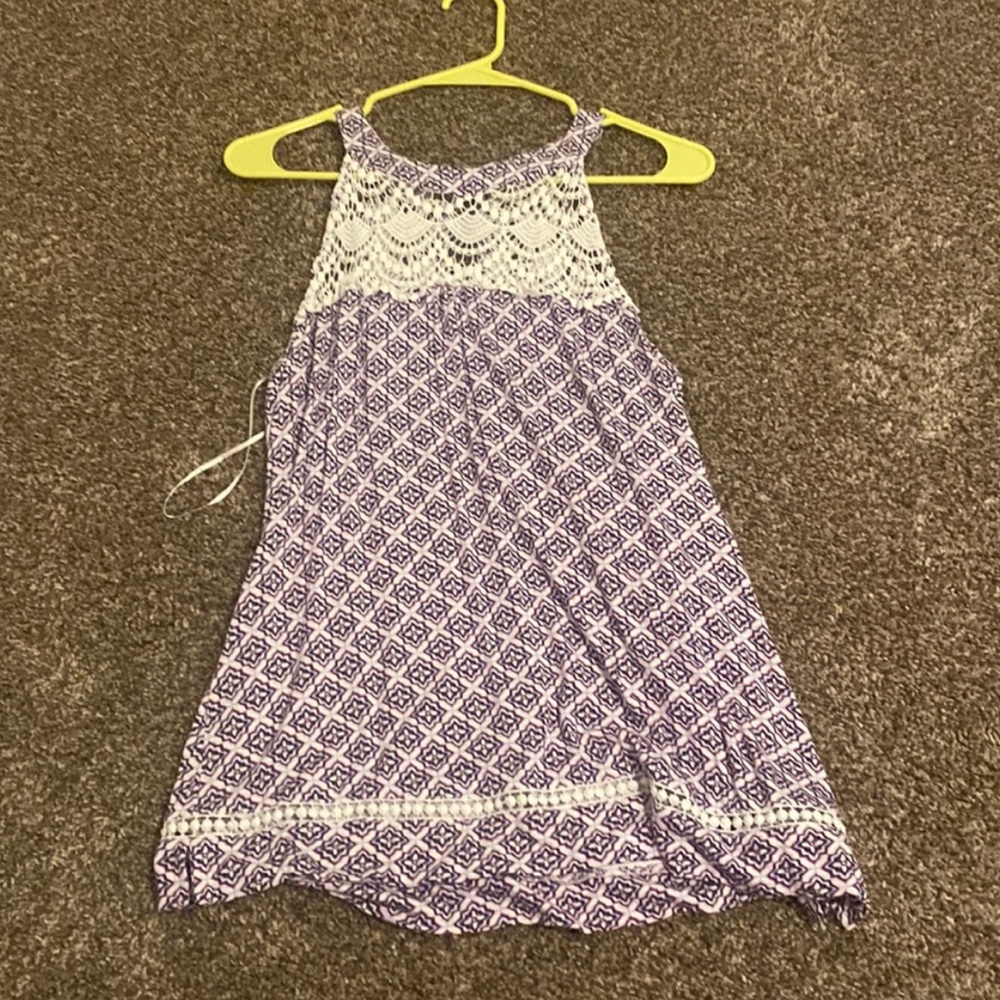 Lace detailed tank